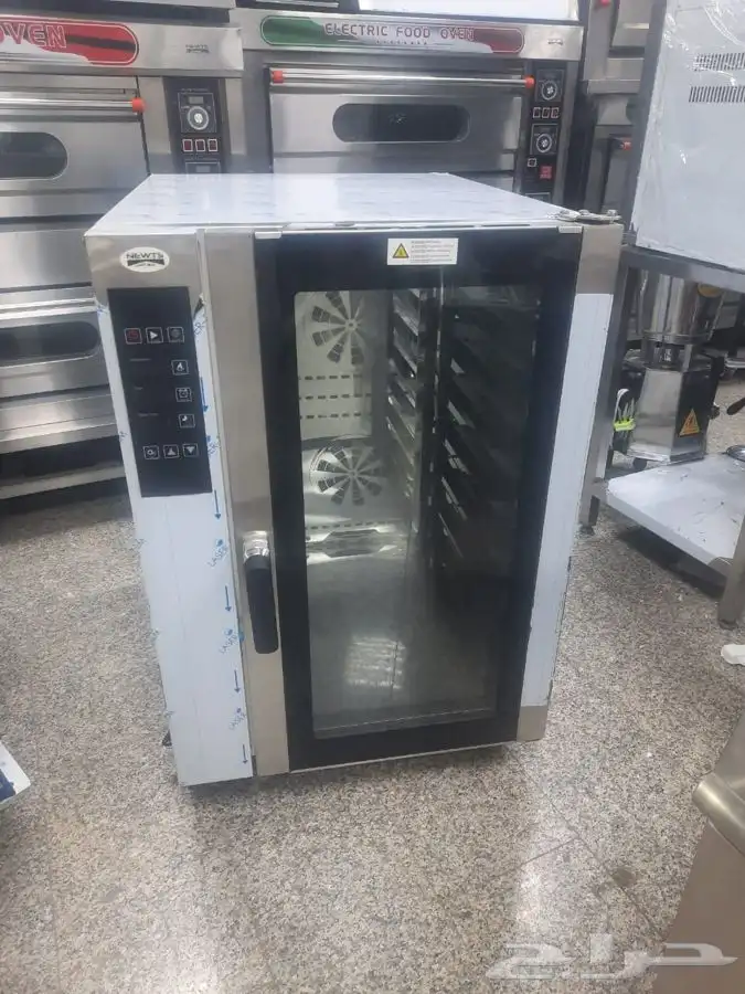 يوجد لدينه افران كوكيز وحلويات بجميع الاصناف المقاسات 10