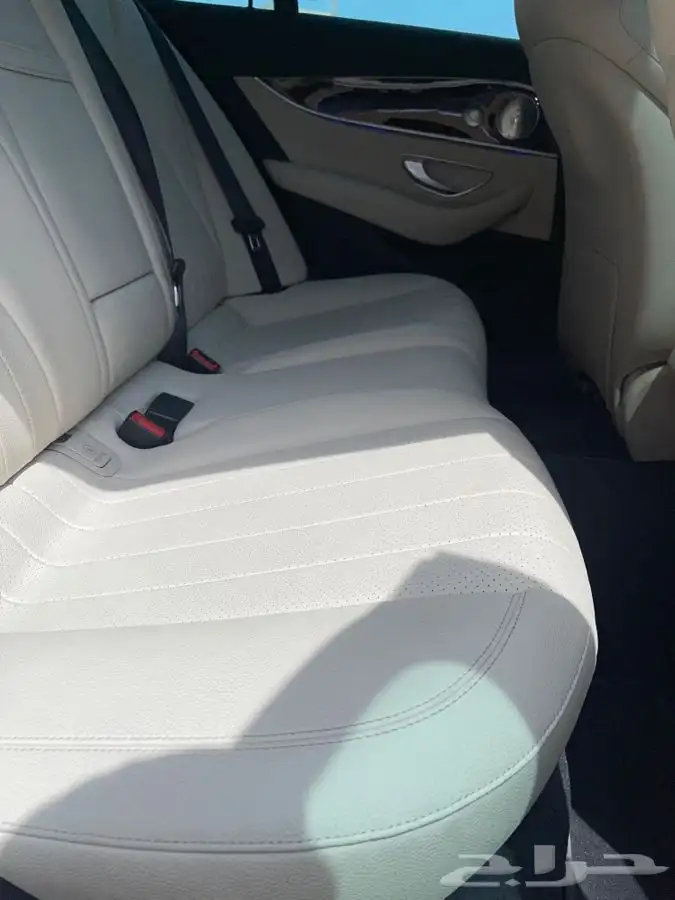 مرسيدس E300 موديل 2017 وكالة 20