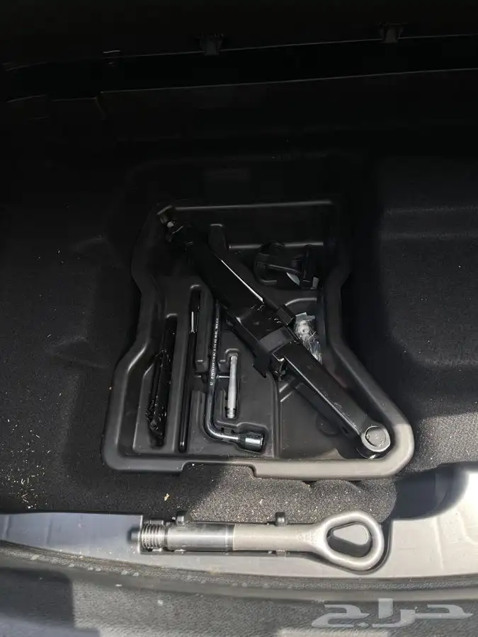 مرسيدس E300 موديل 2017 وكالة 9