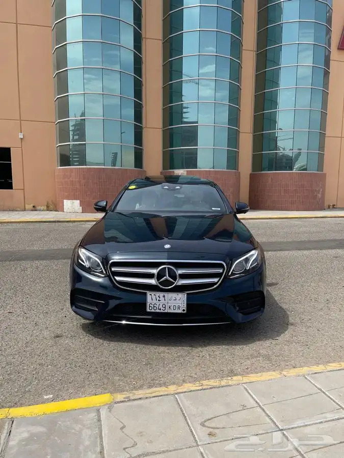 مرسيدس E300 موديل 2017 وكالة 1
