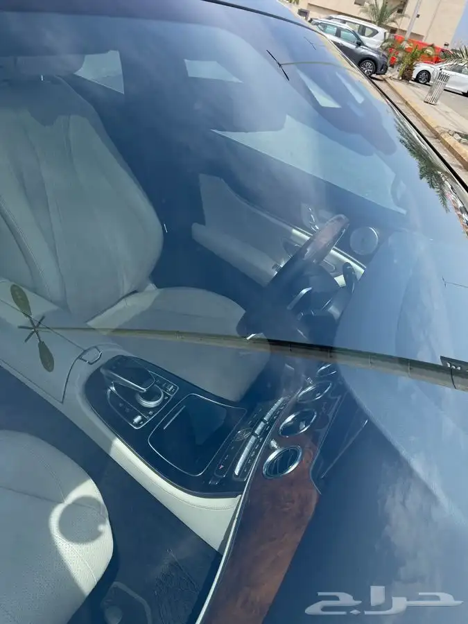 مرسيدس E300 موديل 2017 وكالة 13
