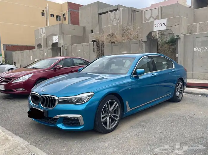 بي ام دبليو للبيع نظافه و ممشى قليل يعتبر مخزن 2