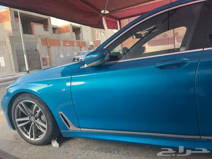 بي ام دبليو للبيع نظافه و ممشى قليل يعتبر مخزن 5
