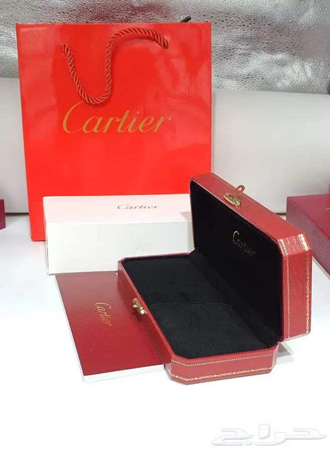 قلم كاريتر جيفنشي مونت بلانك و أقنر ب 170 ريال عرض 29