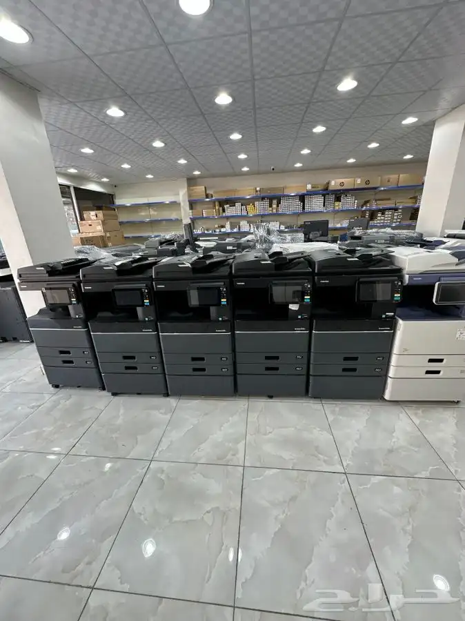 الات تصوير و جميع ملحقاتها 0