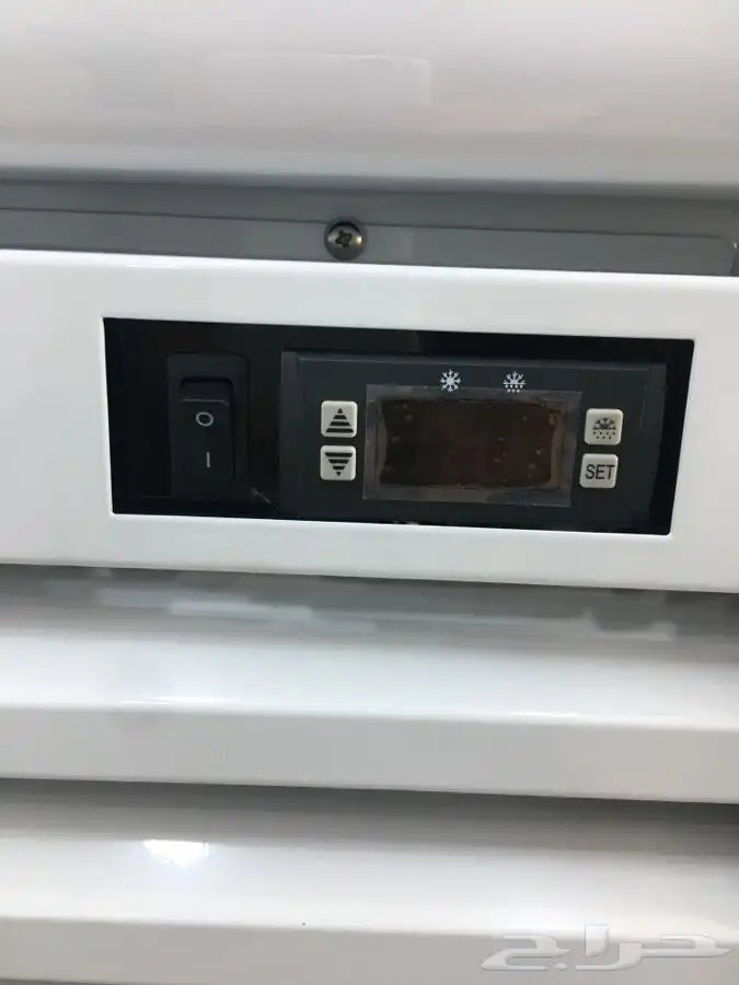 فريزرات BANCOOL رأسي زجاج أحجام مختلفة 11