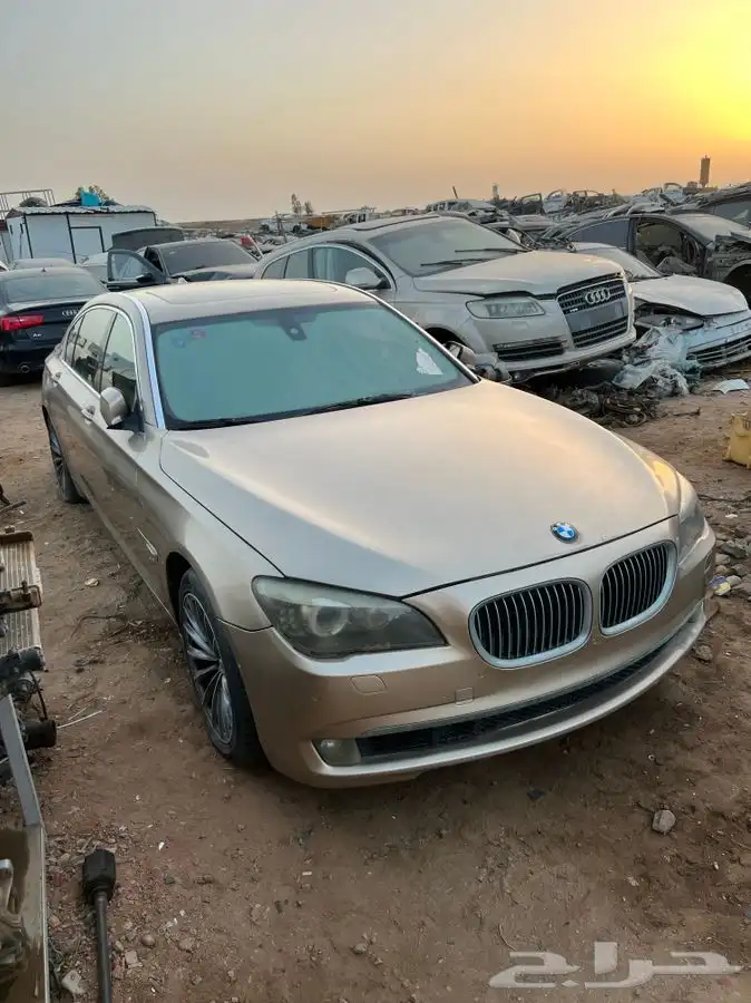 قطع غيار تشليح بي ام 740 موديل 2009 1