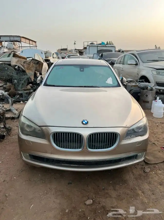 قطع غيار تشليح بي ام 740 موديل 2009 0