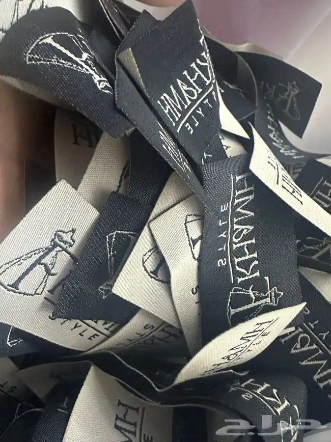 عباية بكسات_عباية لوقو_جلد ستكر ورق_تغليف 4