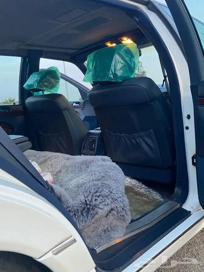 للبيع مرسدس S E L مخزن 19