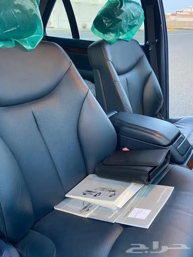 للبيع مرسدس S E L مخزن 17