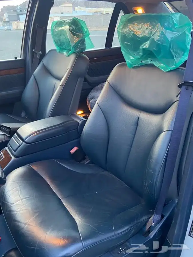 للبيع مرسدس S E L مخزن 12