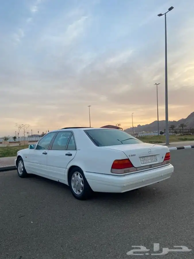للبيع مرسدس S E L مخزن 1