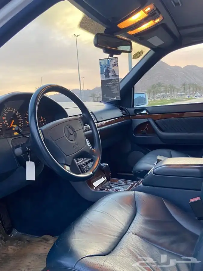 للبيع مرسدس S E L مخزن 11