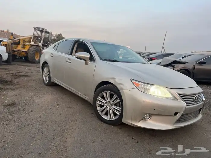 لكزس es250 تشليح قطع غيار 4