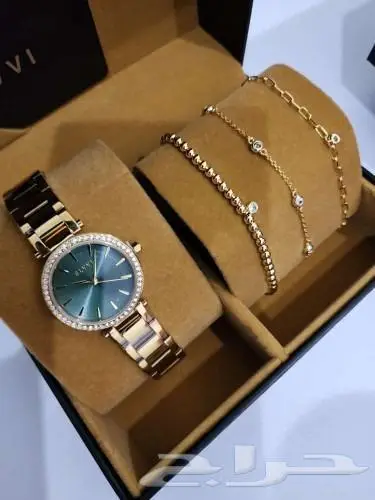 احجز هدايا العيد مع الكتابه مجانا ساعات مرصعه زريكون 8