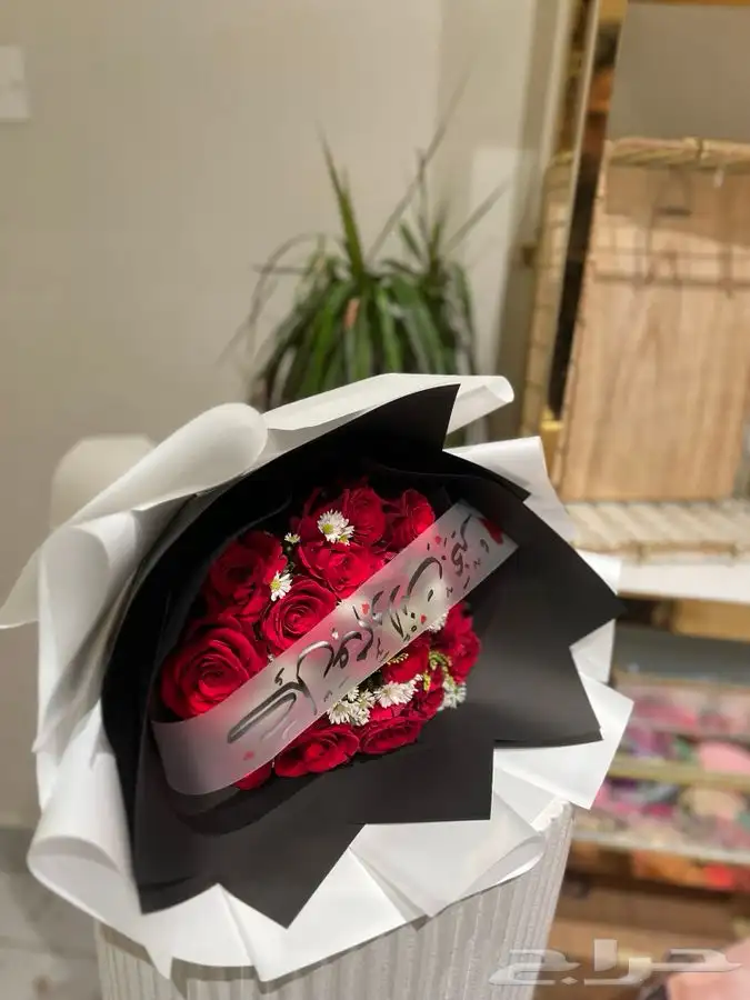 ورد و هدايا وحفلات وغرف عرسان 13