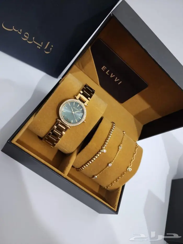 احجز هدايا العيد مع الكتابه مجانا ساعات مرصعه زريكون 48