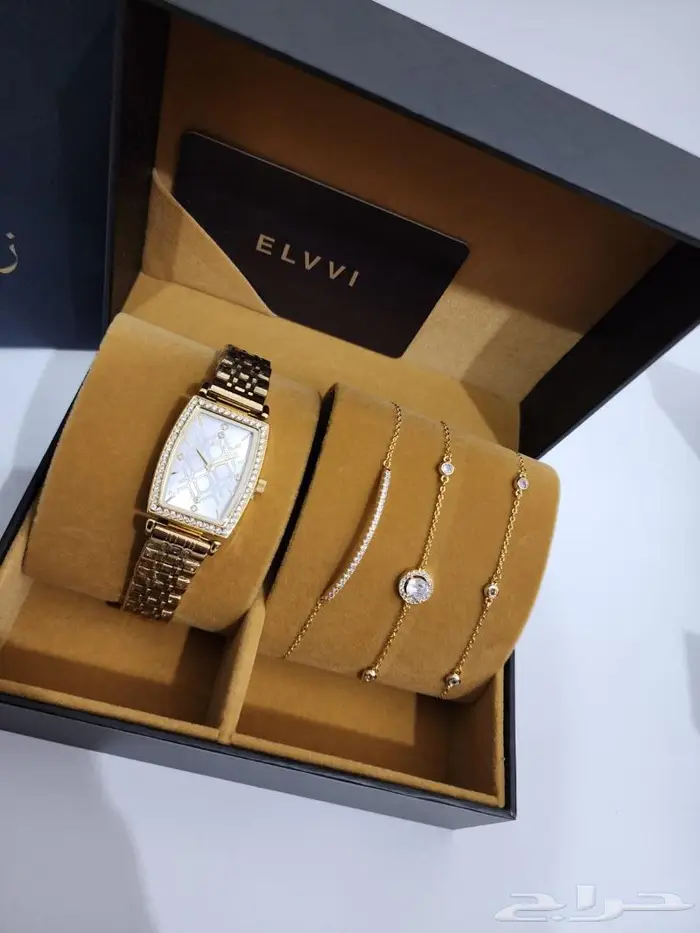 احجز هدايا العيد مع الكتابه مجانا ساعات مرصعه زريكون 50