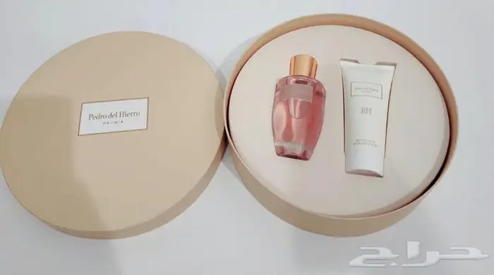 احجز هدايا العيد مع الكتابه مجانا ساعات مرصعه زريكون 36