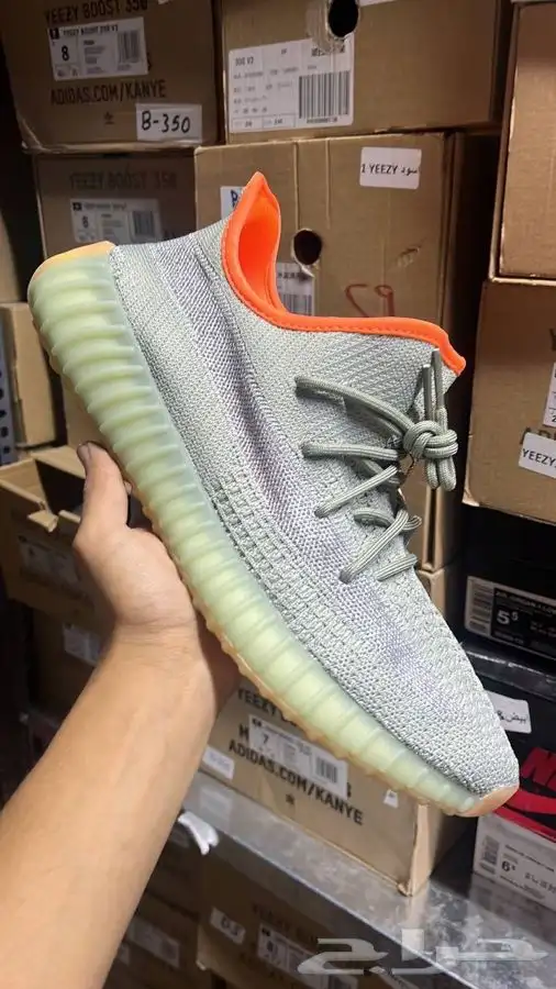 شوزات ييزي 350 11