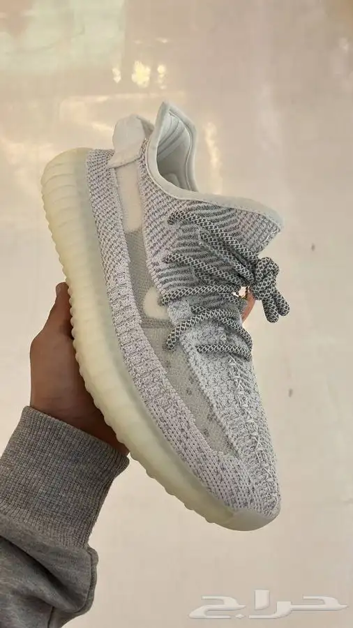 شوزات ييزي 350 14