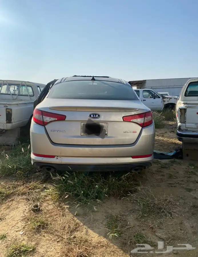 قطع غيار تشليح كيا اوبتيما 2011 وطالع الى 2015 0