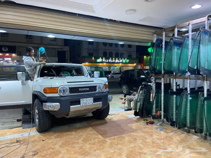 المملكه لجميع انواع زجاج وتندات السيارات 5