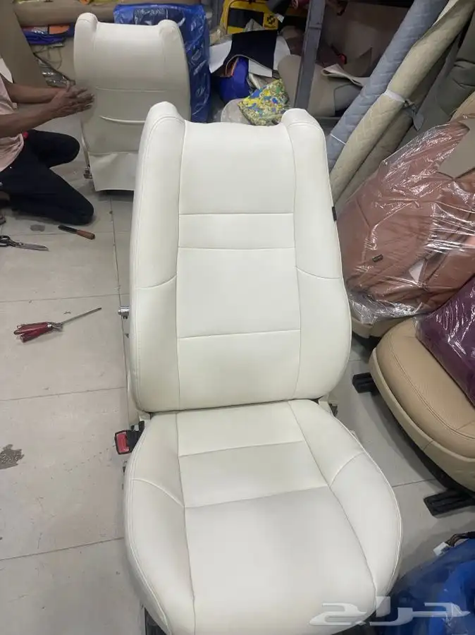 تنجيد مراتب لكزز وكاله ويوجد لدينا تلابيس تفصيل نفس تطريز ا 4