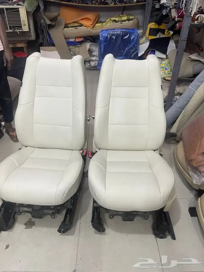 تنجيد مراتب لكزز وكاله ويوجد لدينا تلابيس تفصيل نفس تطريز ا 2