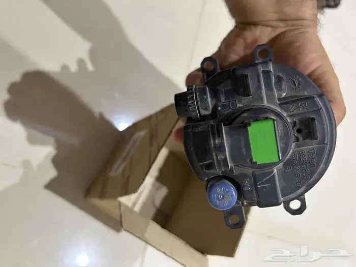 للبيع كشافات جيب لكزس هالوجين 2