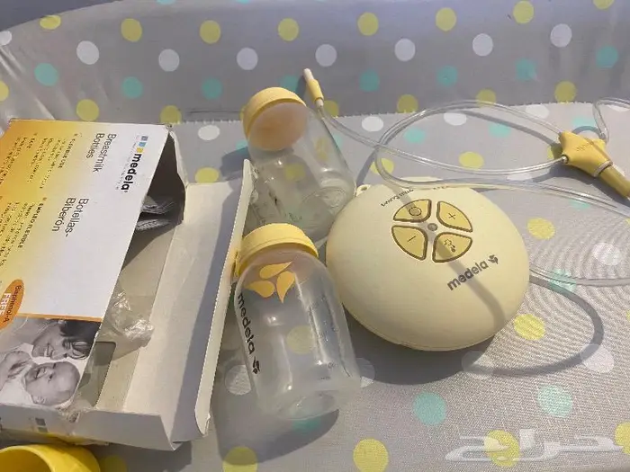 شفاط حليب medela ميديلا 300 ريال مضخة كهربائيه جديده 4