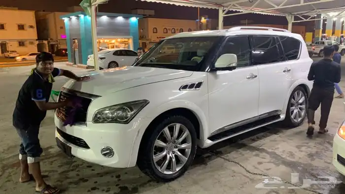 جيب انفنتي QX56 76