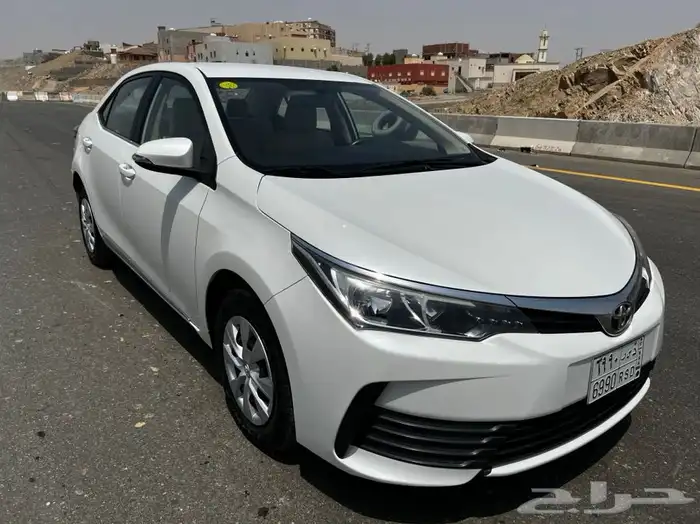 (تم البيع)كورلا2018مخزن 13