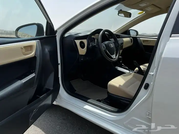 (تم البيع)كورلا2018مخزن 28