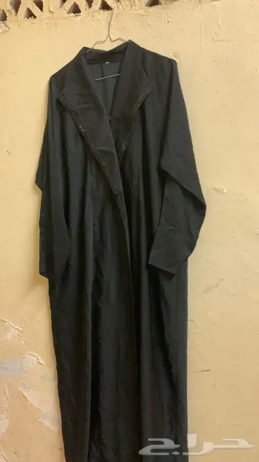 عبايات مستعملة ممتازة 34