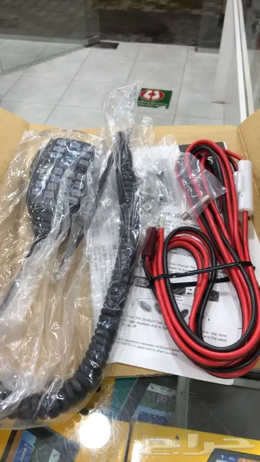 ايكوم 2300 كامل مع اريل قاعد وتصريح 3
