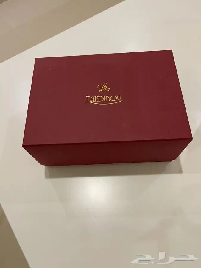 ساعة الماس نسائية (تم البيع الله يبارك له) 0