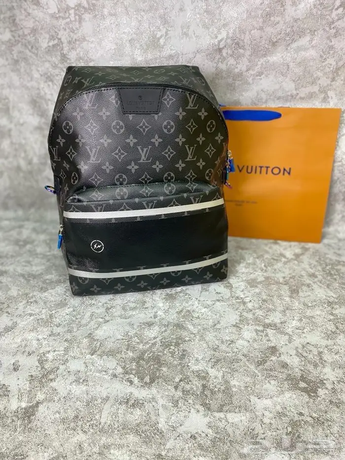 شنط رجاليه فخمه 19