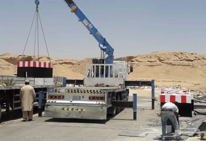 تاجير فوركلفت رفعه شوكه سكينه دينه ونش 3طن سيرز لفت 4