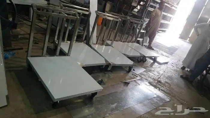 طاولات طبليات مداخن ستيل 21