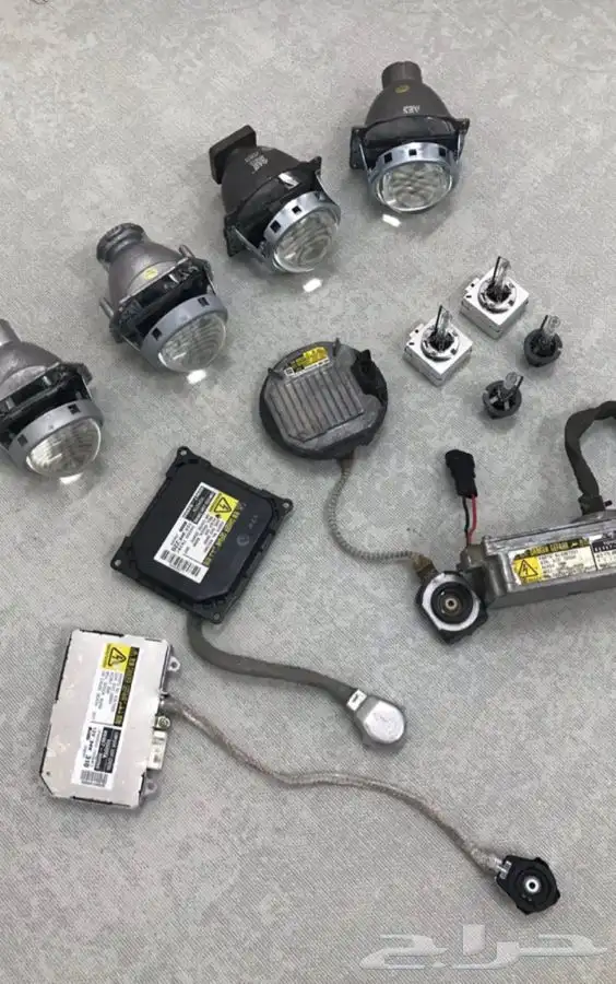 كهربائي انور جميع السيارات وتحسينها وزونون ولمبات وعدسات 20