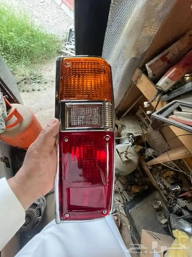 قطع غيار هايلكس موديلات مختلفه 17