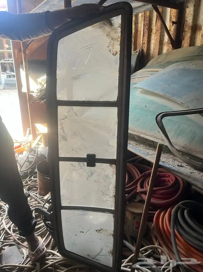 قطع غيار هايلكس موديلات مختلفه 0