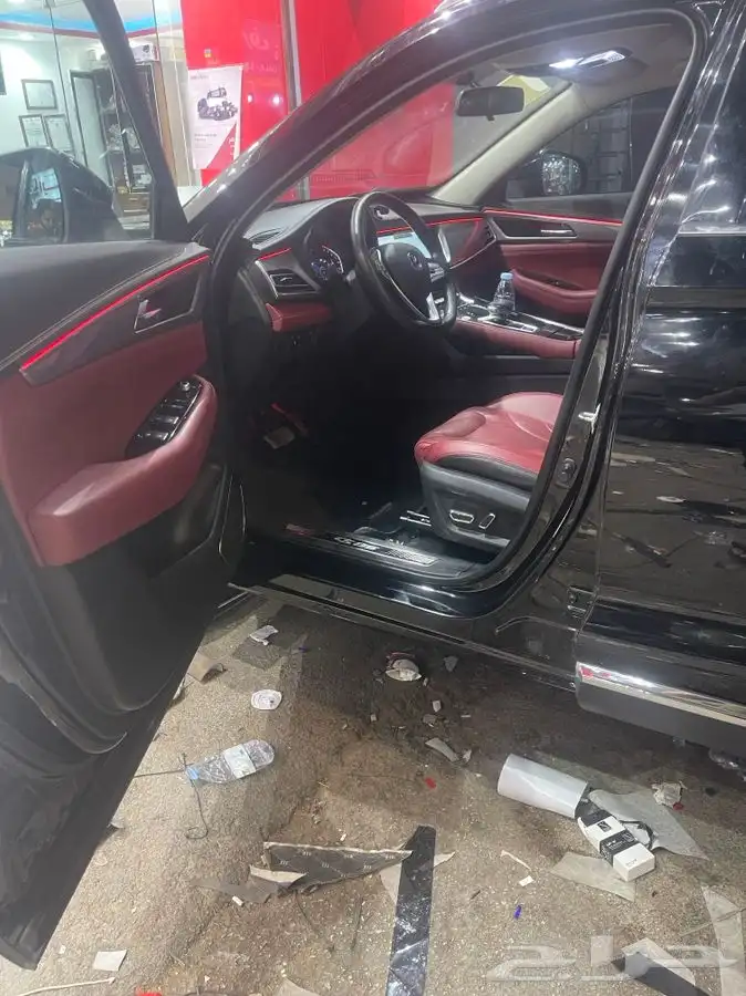 لد داخلي على سيارة شانجال لتواصل 5