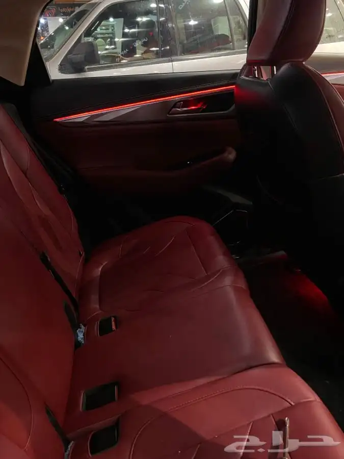 لد داخلي على سيارة شانجال لتواصل 6