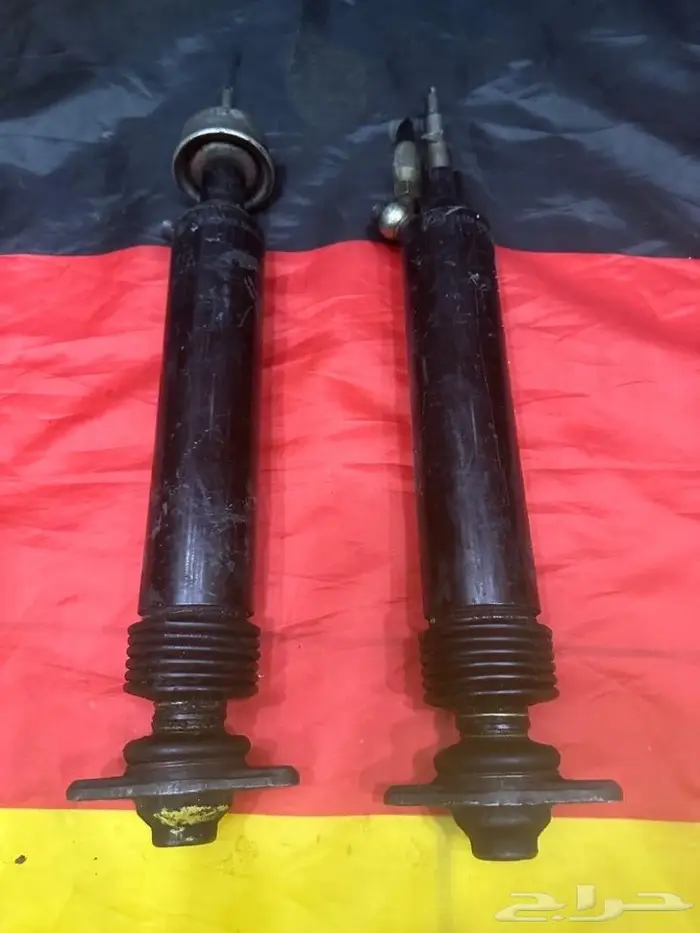 للبيع قطع غيار مرسديس شبح و 560 و ابو عيون 5