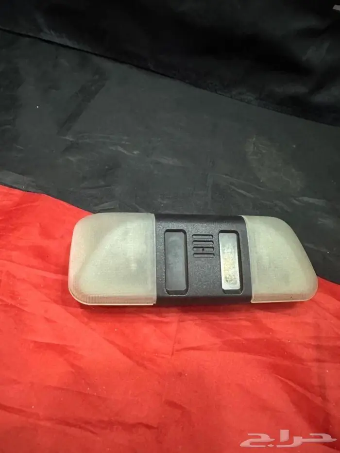 للبيع قطع غيار مرسديس شبح و 560 و ابو عيون 6