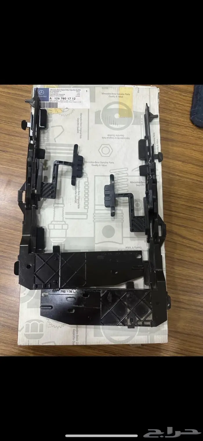 للبيع قطع غيار مرسديس شبح و 560 و ابو عيون 48