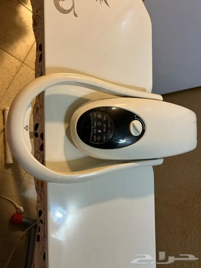 1  كاوية كبس كولين. 2  كنسول مدخل فخم مع معلاق عبايات 1